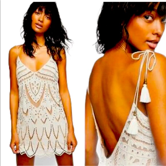 Free People Pyt Sm Ivory Cutwork Tassel Tie V-Neck Scalloped Mini Dress - Picture 8 of 9